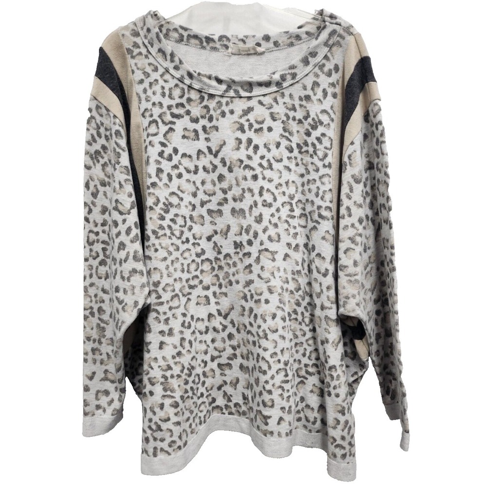 Lovely J Womens Animal Print Sweatshirt Size 2X Gray Oversized Long Sleeve BOHO